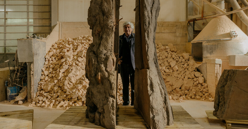 For Italy’s Art Pioneer, a New Bronze Age