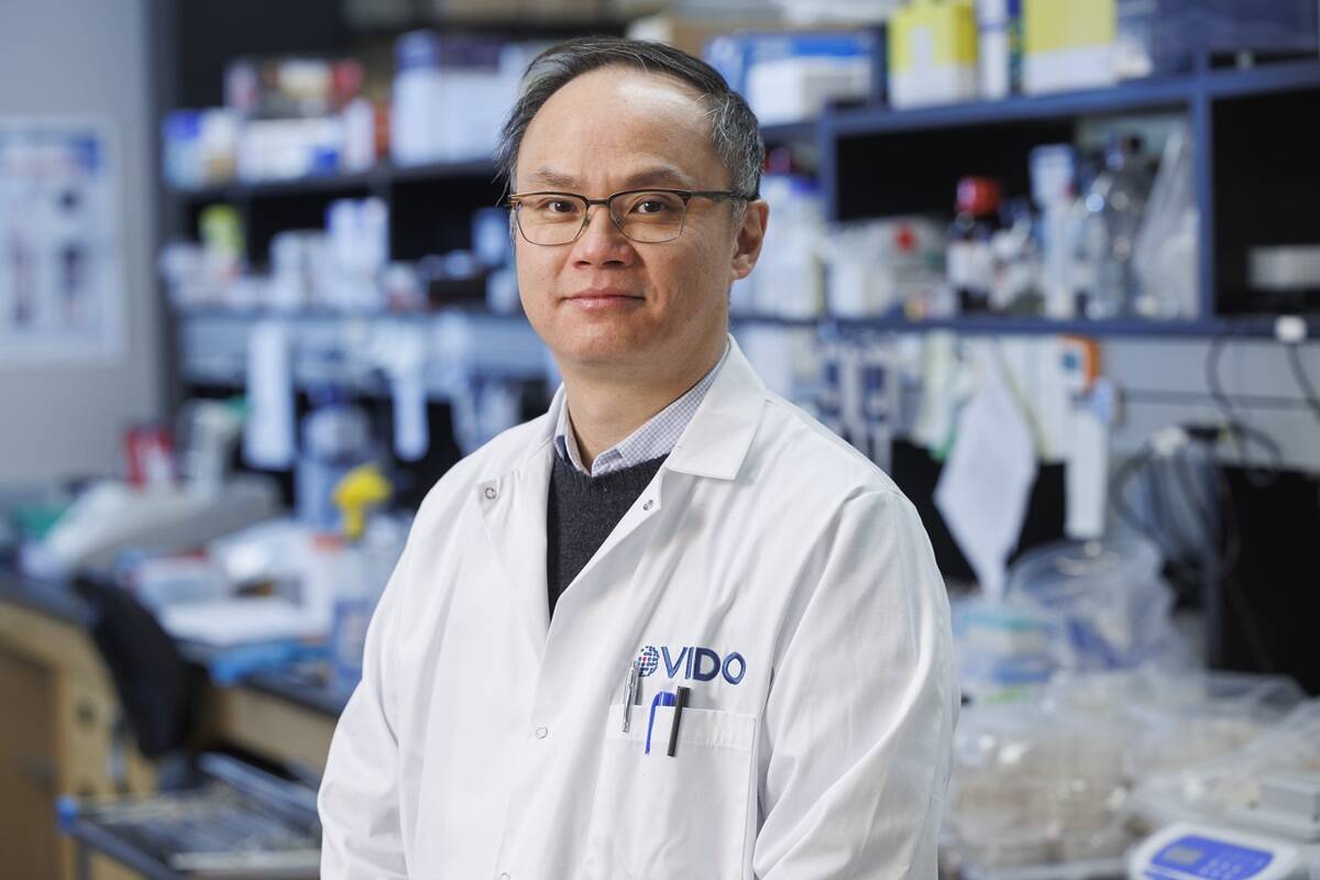 Jeffrey Chen with the University of Saskatchewan's Vaccine and Infectious Disease Organization (VIDO). 

