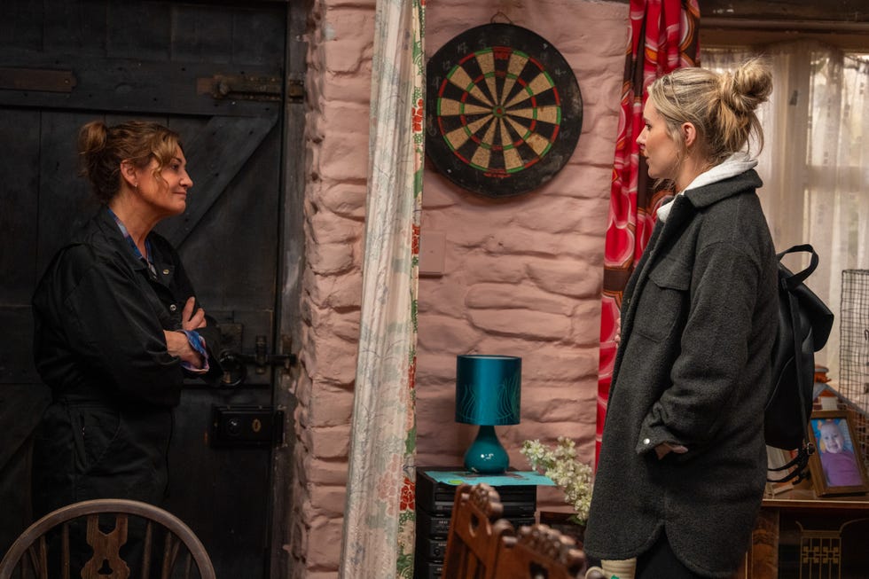 Moira Dingle, Dawn Fletcher, Emmerdale moira dingle, dawn fletcher, emmerdale