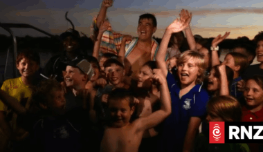Ultra-swimmer Andy Donaldson sets world record with 55km Ord River challenge