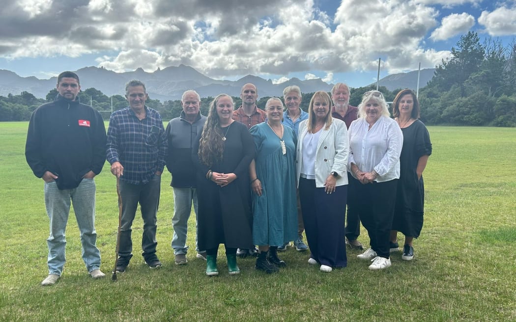 Oceans and Fisheries under-secretary Jenny Marcroft has met with iwi and the local board on Aotea/Great Barrier Island.