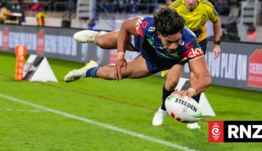 NRL live: NZ Warriors v Dolphins