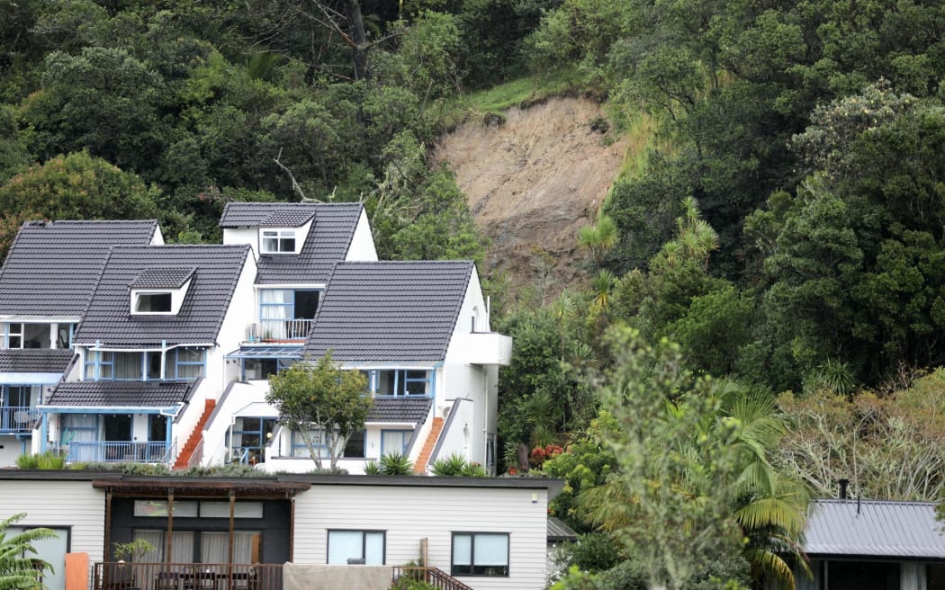 Waiwera weather/ landslips - Waiwera Coach Trail Villas