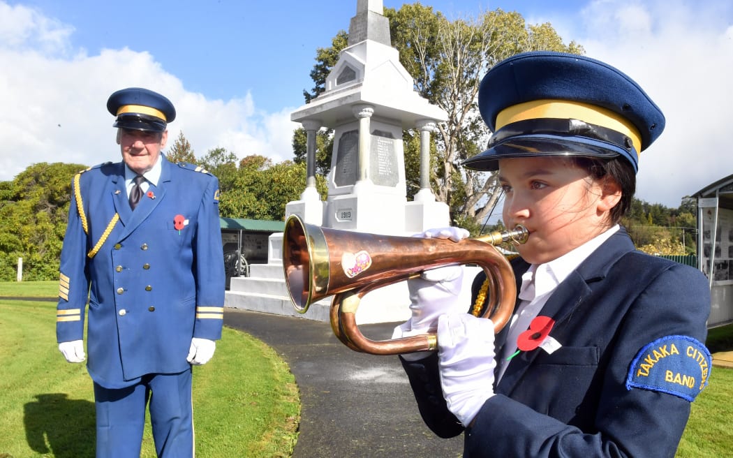 With her more than proud Poppa, David Clapp (72), looking on, Maia Carran (8) practices her bugle playing at the Otautau War memorial.
PHOTO STEPHEN JAQUIERY
