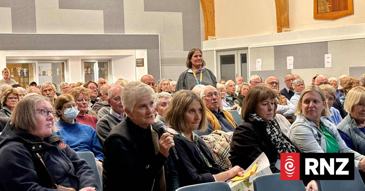 Darfield residents seek answers a year after town's 10-bed hospital halted admissions