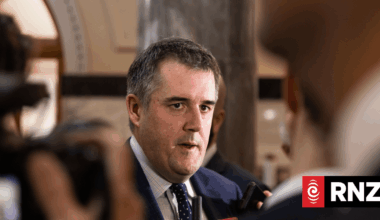 Government shouldn't wait to loosen heavy vehicle restrictions, Transporting NZ says
