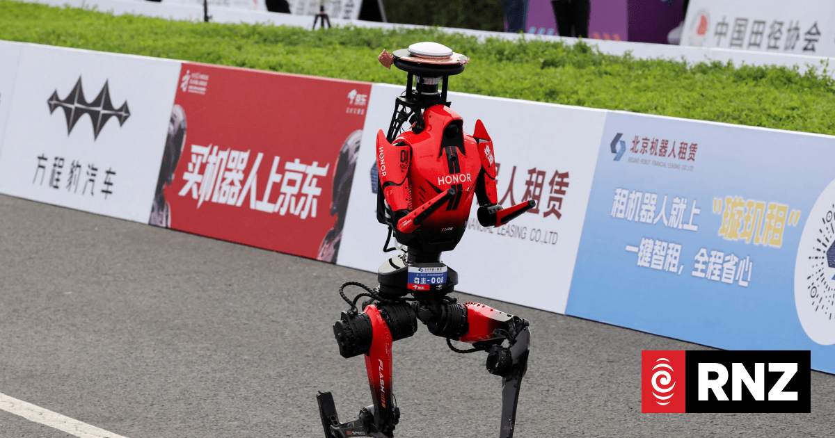 A Chinese android just ran a half-marathon faster than any human ever