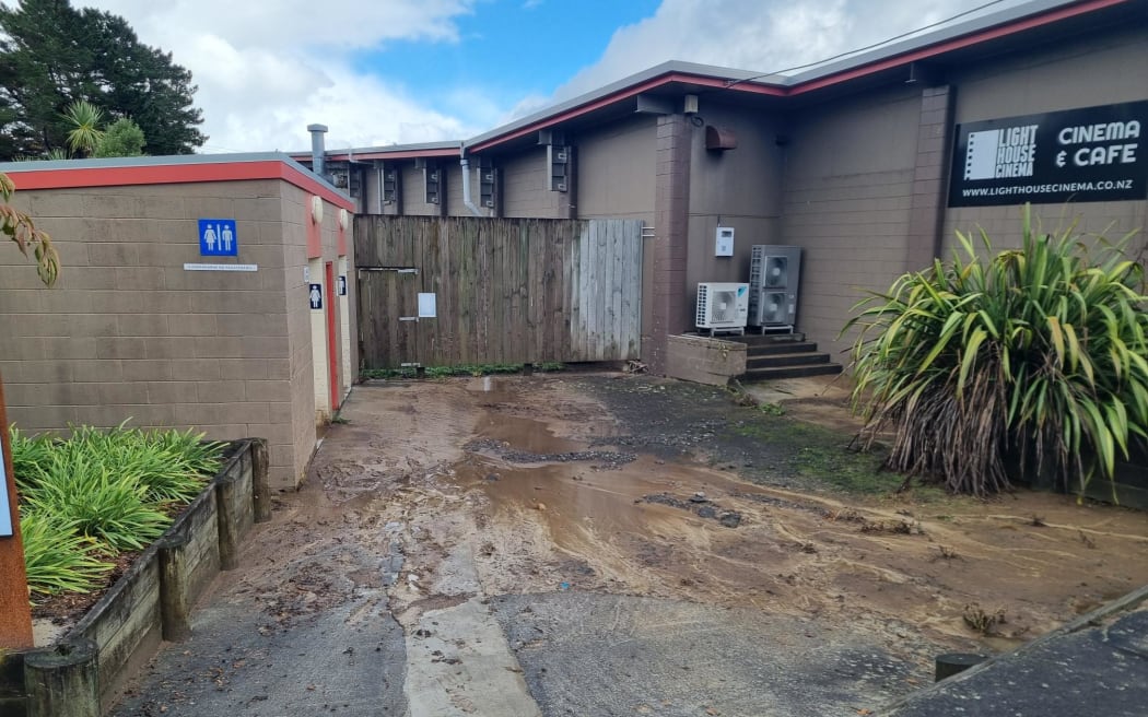 Pāuatahanui residents are cleaning up following flash flooding over the weekend of Sunday 19 April.