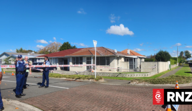 Police launch homicide investigation after three people killed in Hastings