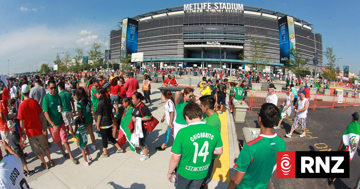 Round-trip transit fares rise over 10-fold for World Cup