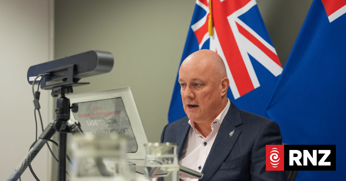 Live: Politicians react as latest poll shows National unable to govern if election held today