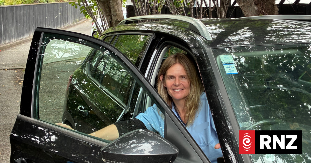 Fuel crisis: Support workers challenge government to do their job for a day