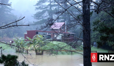 Live weather: Cyclone Vaianu brings damaging winds, heavy rain to North Island