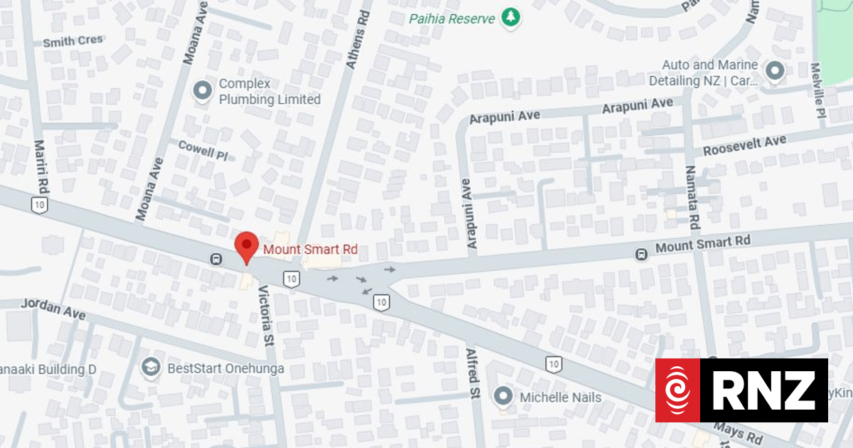 Powerlines down, road closed in Auckland suburb