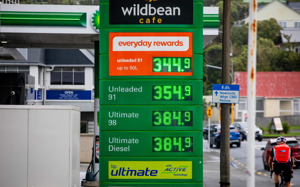 Diesel prices at the pump