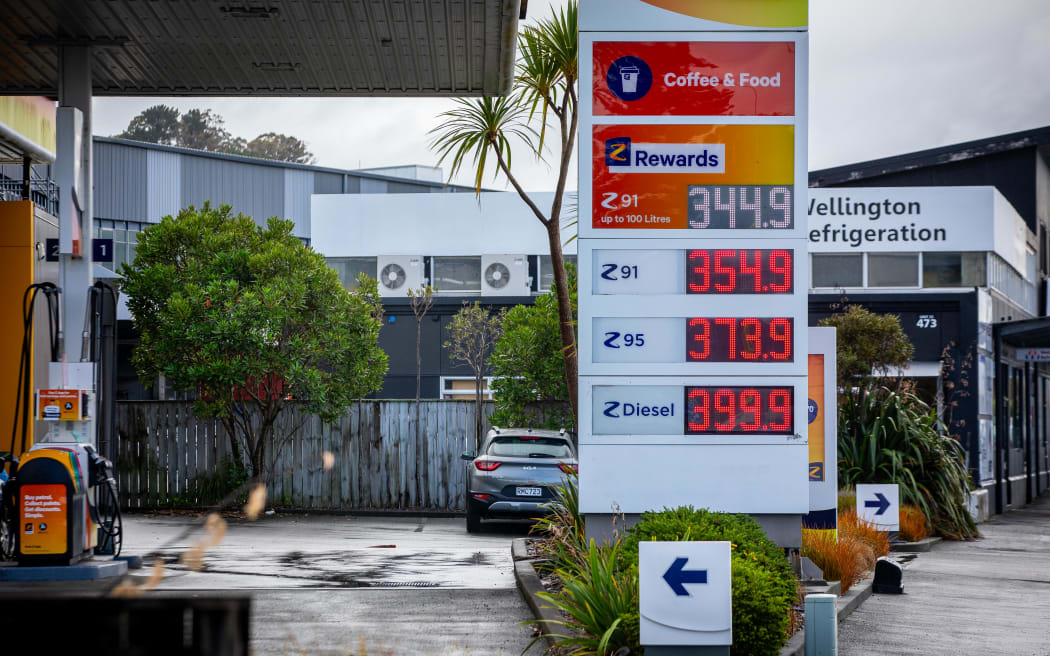 Diesel prices at the pump