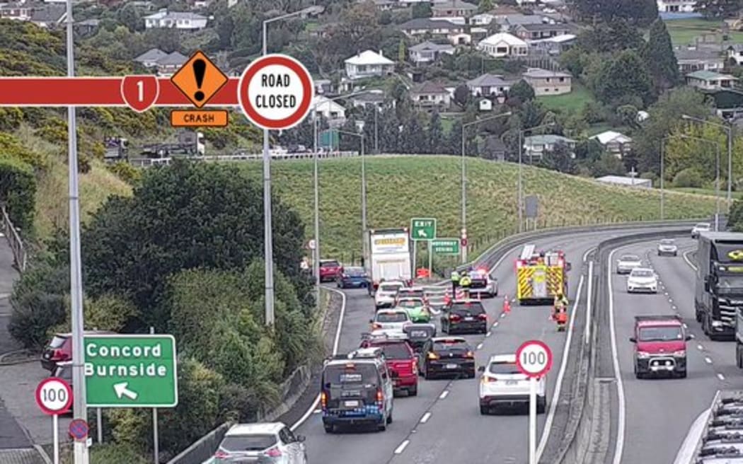 Dunedin's southern motorway was closed on Wednesday 8 April between the Concord off-ramps at Burnside after a digger fell off a truck.