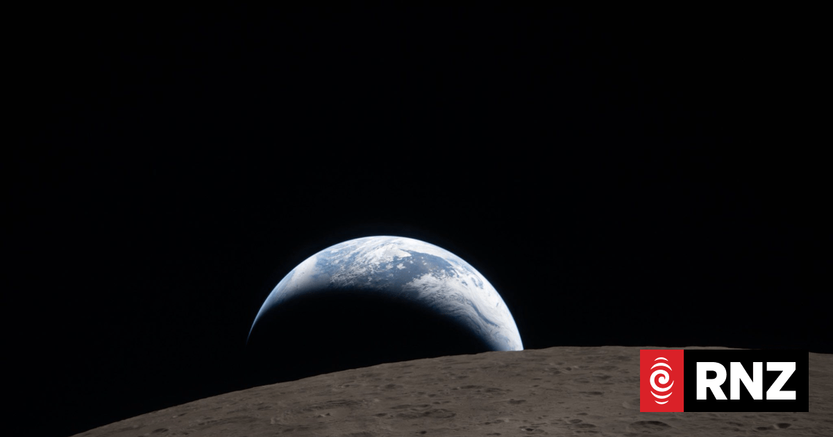 NASA releases new ‘Earthset’ and eclipse images taken during historic flyby of the moon