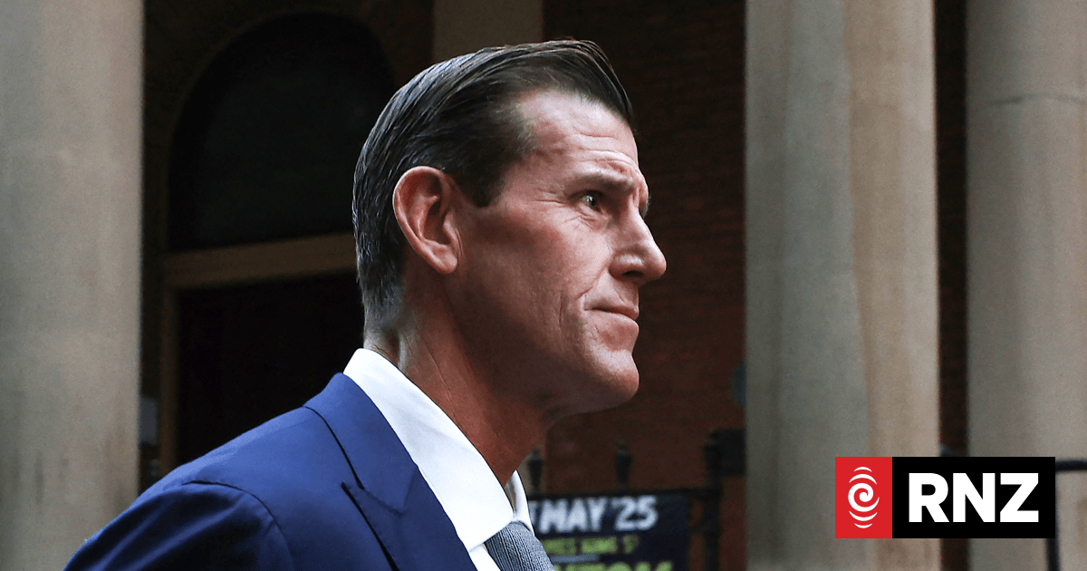 Victoria Cross recipient Ben Roberts-Smith arrested over war crimes allegations