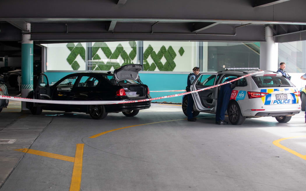 Glenfield Mall police incident