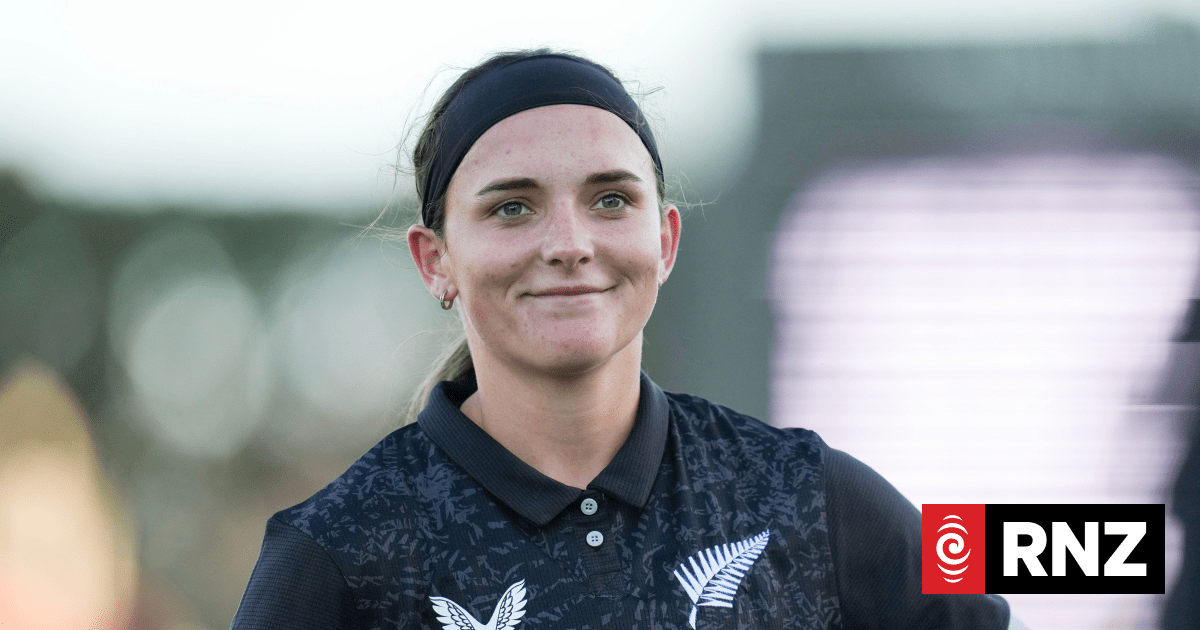'Definitely number one': Melie Kerr smashes century in White Ferns record run chase