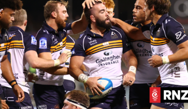 Super Rugby Pacific: Highlanders stumble late against Brumbies at Forsyth Barr Stadium