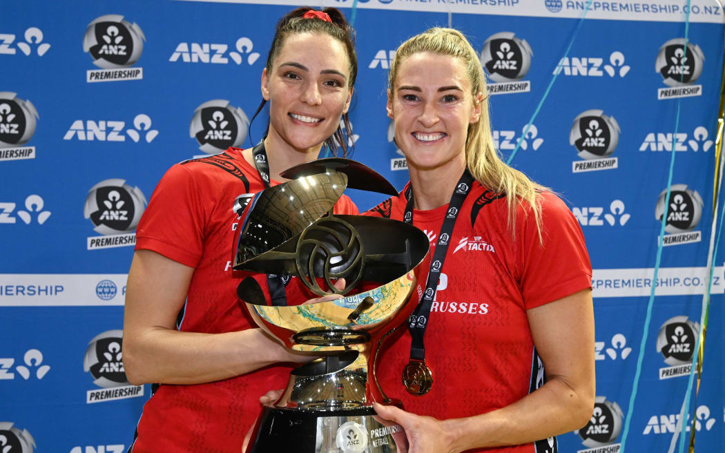 Karin Burger and Jane Watson.
Northern Mystics versus Mainland Tactix. ANZ Premiership Netball Grand Final at Trusts Stadium, Auckland, New Zealand on Sunday 27 July 2025. © Photo: Andrew Cornaga / Photosport
