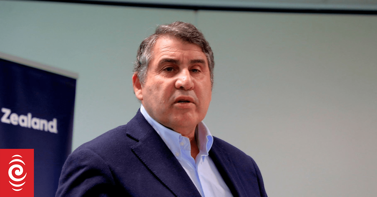 Replacement for outgoing Health NZ board chairperson announced