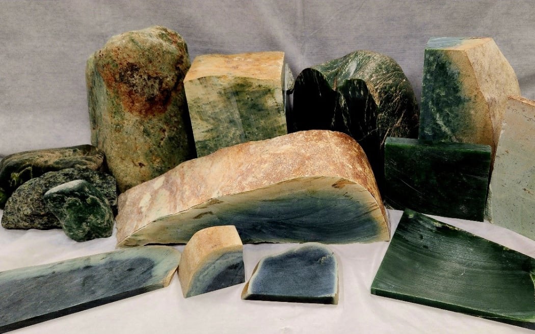 Customs have returned 14 Poutini Ngāi Tahu (West Coast Ngāi Tahu) pounamu stones weighing close to 60 kg on 1 November 2024.
