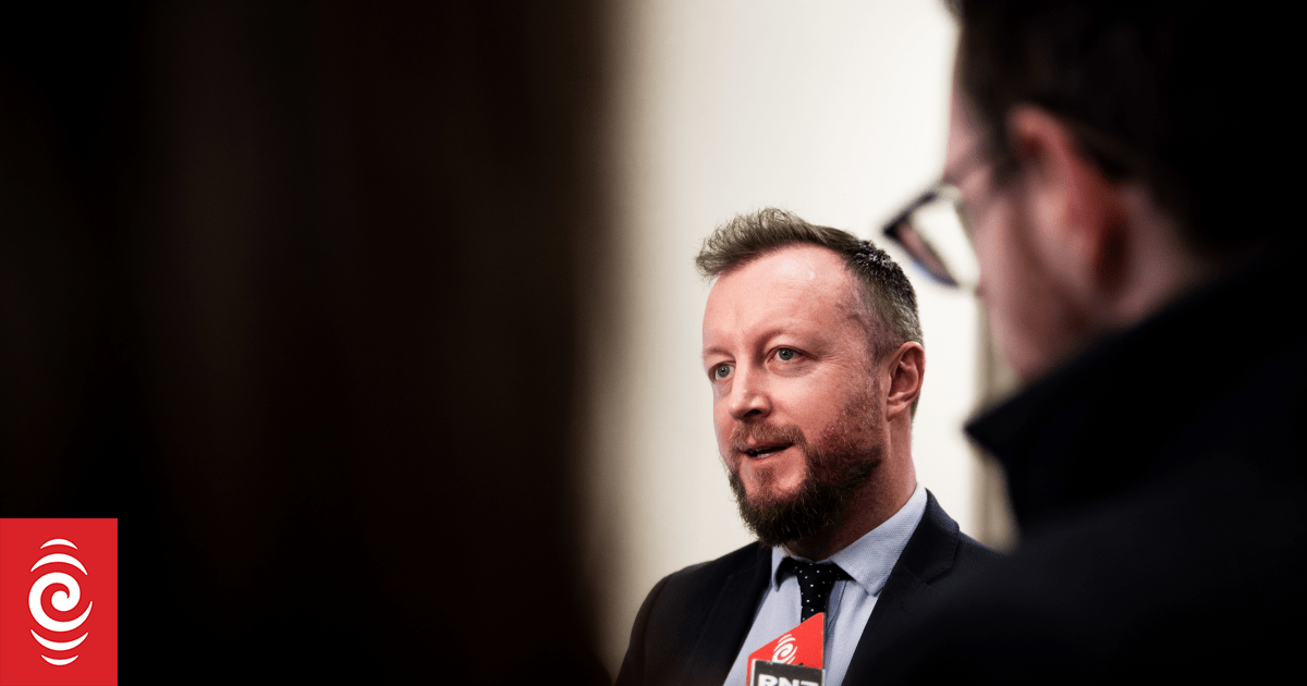 Bill to ease holiday alcohol restrictions passes final reading in Parliament