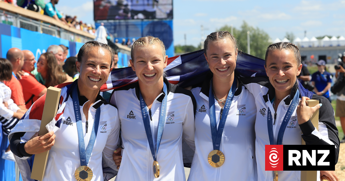 Dame Lisa Carrington in, but other key names missing from NZ Canoe Sprint squad