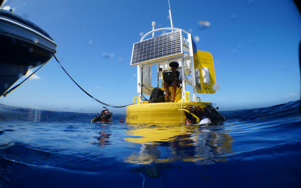A whale listening station used by Project Ceti Settie.