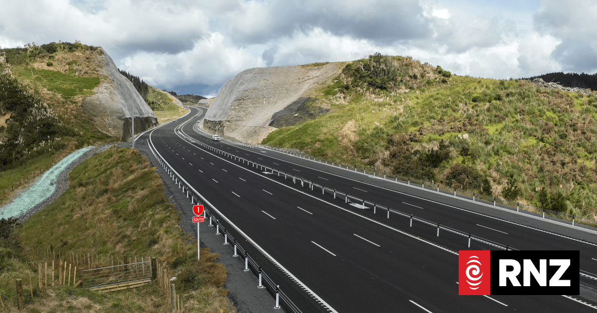 Road tolls: Driving from Auckland to Northland and back could cost drivers $14.20