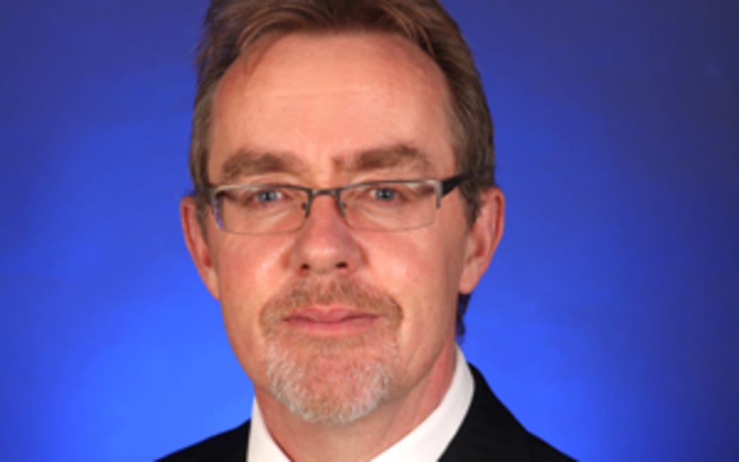 Dr Alexander Gillespie