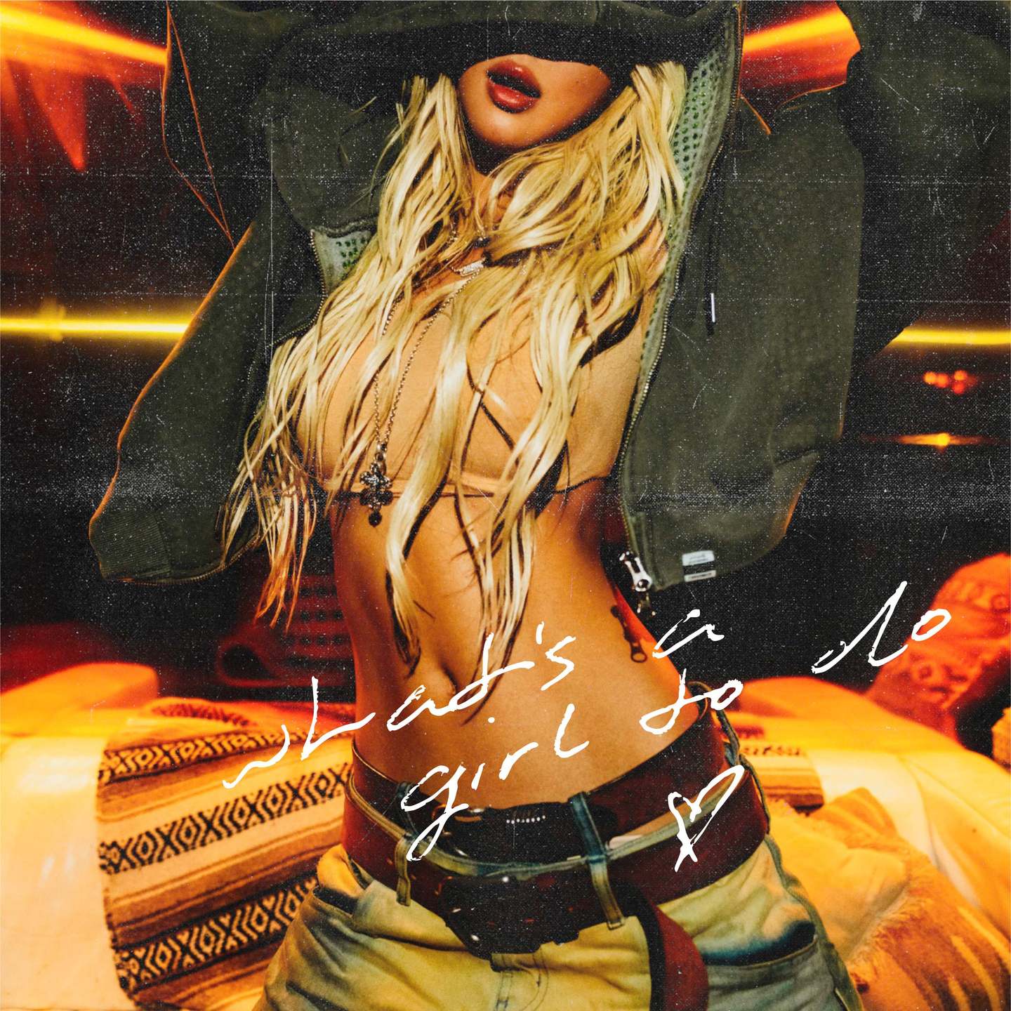 Album cover for singer Dayoung's second single, "What's a girl to do" [STARSHIP ENTERTAINMENT]