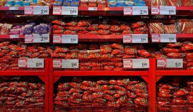 5 small financial habits that quietly separate people who grew up with less from people who grew up assuming money would always be there – VegOut