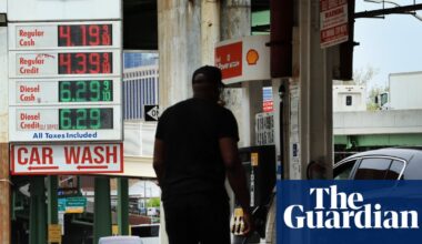 US economic growth rebounds 2% as consumer spending slows amid Iran war | Business