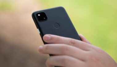 5 smartphone "innovations" no one asked for (and why they should be reversed)