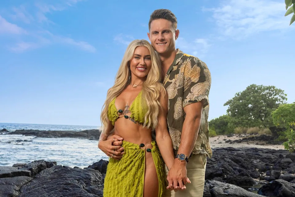 temptation island l to r scarlett bentley, cole mueller in season 2 of temptation island cr sara mallynetflix © 2026