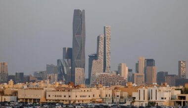 War or peace, Gulf wealth funds keep investing