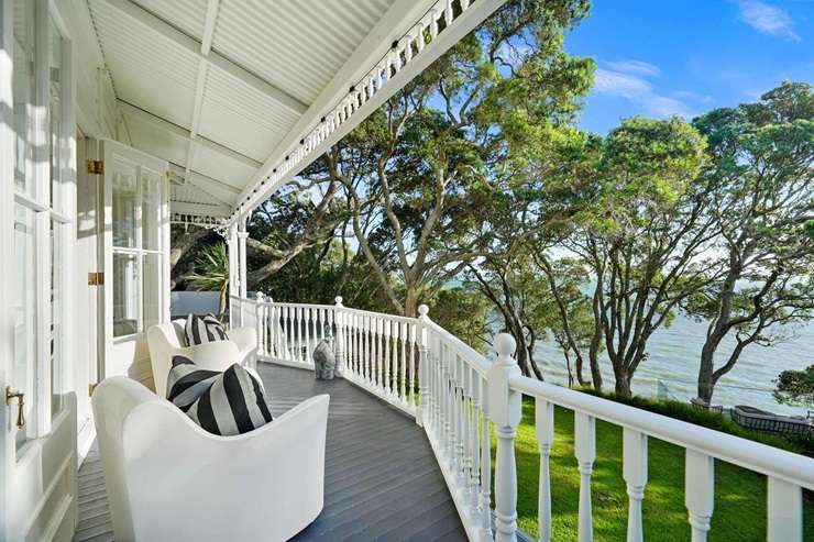 Warriors chairman Ken Reinsfield and his wife Danya have listed their five-bedroom retreat at 36 Queen Street, in Auckland's Northcote Point. Photo / Supplied