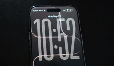 'Liquid Glass Display' will kill iPhone bezel with optical trickery