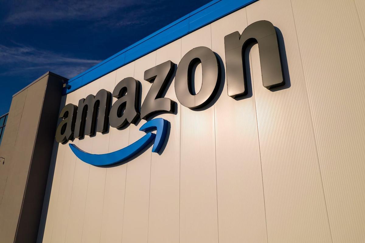 Amazon beats SpaceX to Globalstar as attention turns to spectrum acquisition