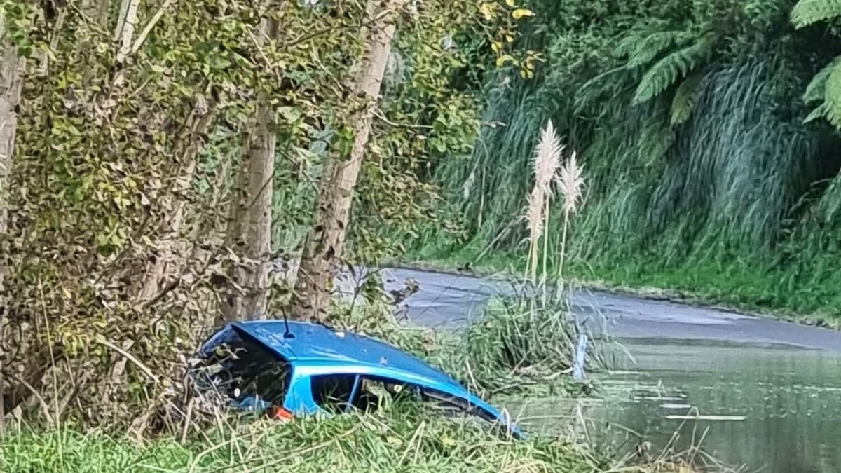 Whanganui woman trapped in car pulled from rising floodwaters