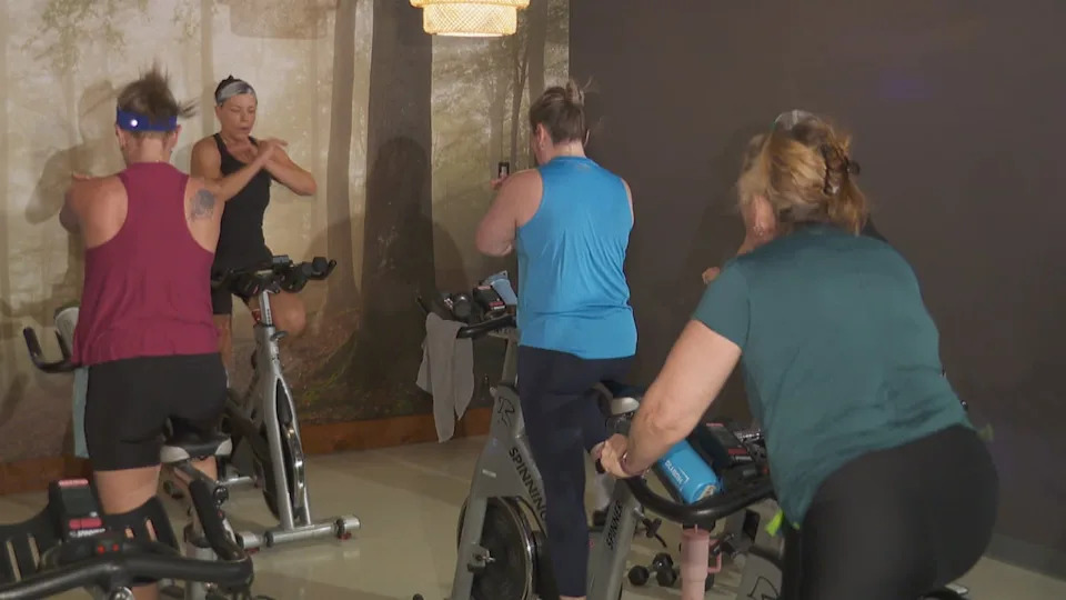 Intense workouts, like spin or HIIT (high-intensity interval training) classes, can cause people to overexert themselves. This spin class was taking place at Peak Performance Training and Nutrition, a gym in Ontario. The gym says it keeps classes small to monitor everyone and encourages people to exercise within their limits. 