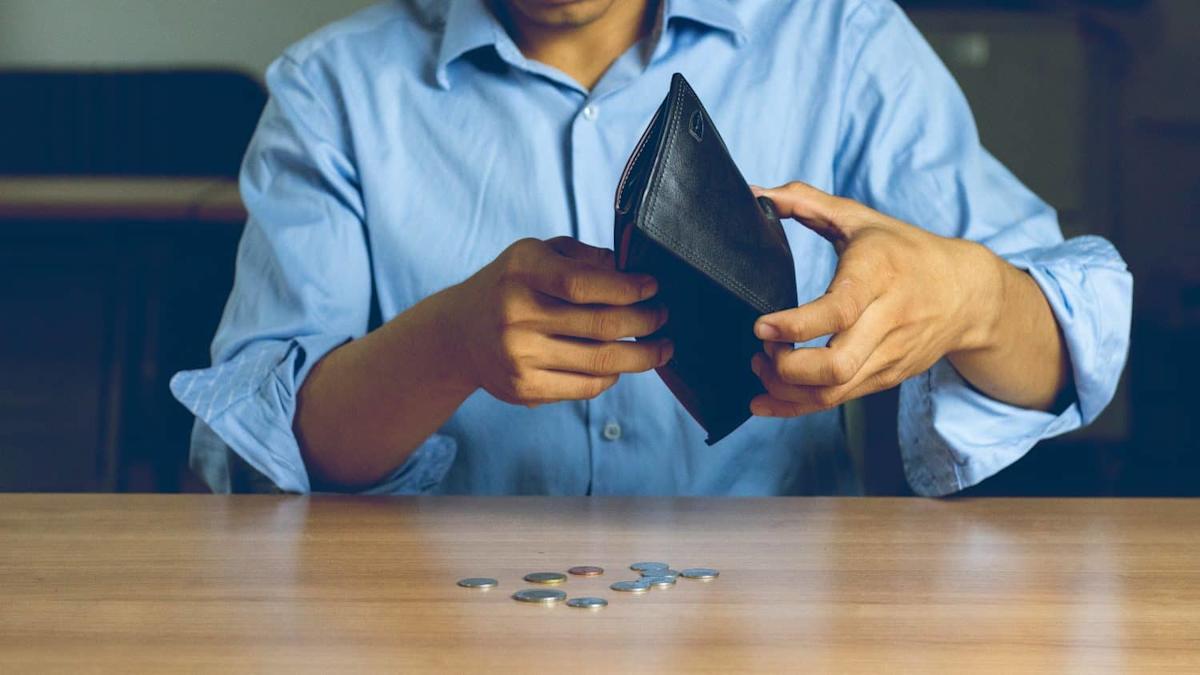 That $95,000 Retirement Income Only Looks Stable Until Year 15 When the Pension Runs Out