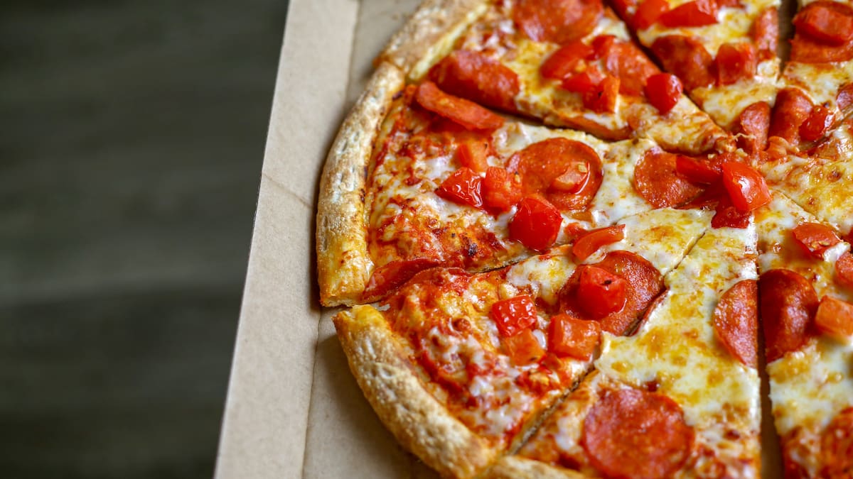 Sandringham Domino’s Pizza staff threatened with machete in late-night robbery