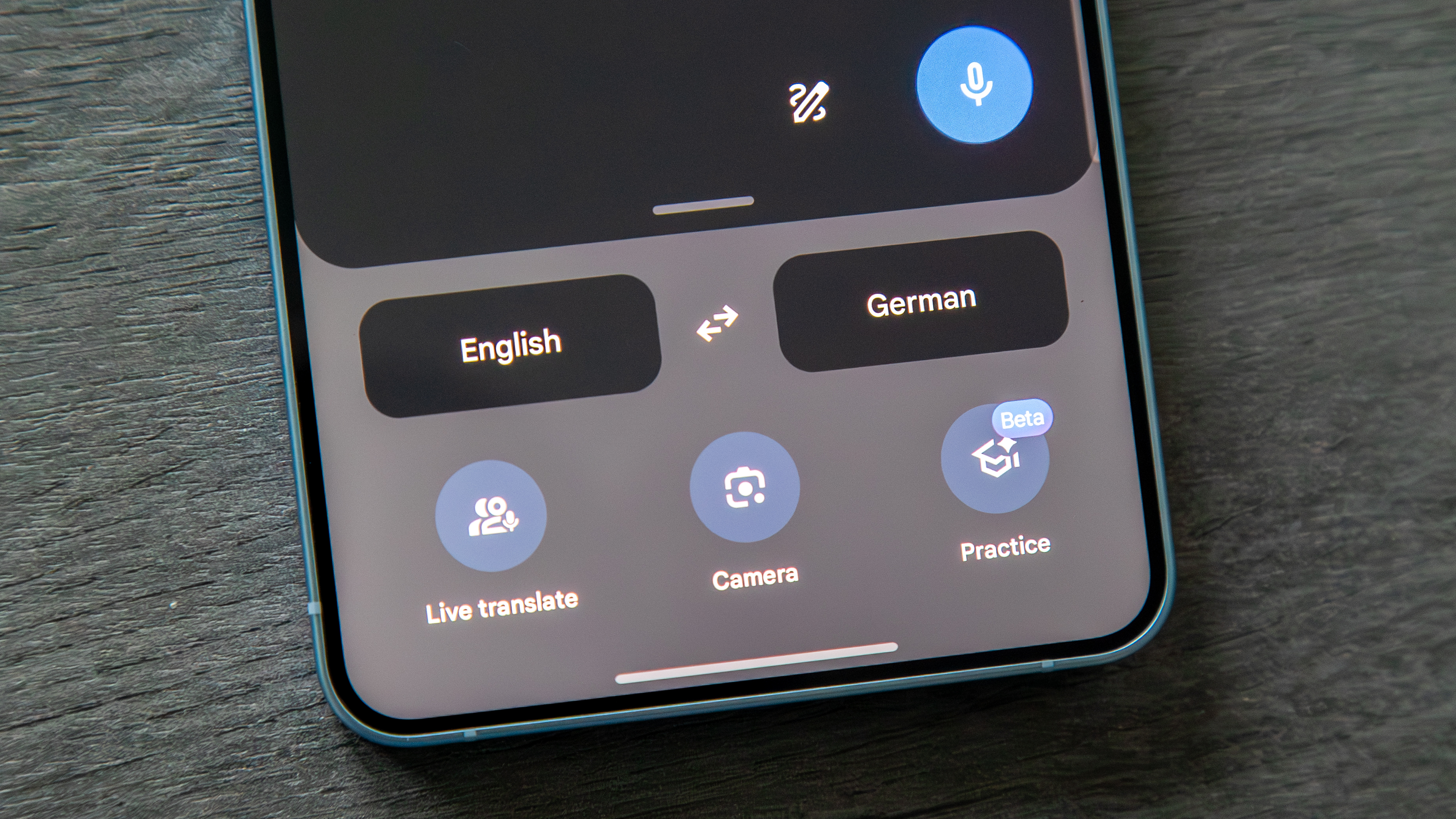 Google Translate app set to translate English to German
