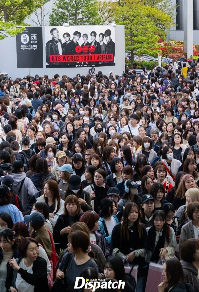 BTS, "We Waited for This Day"… Tokyo Dome ARMY and Their Four Years
