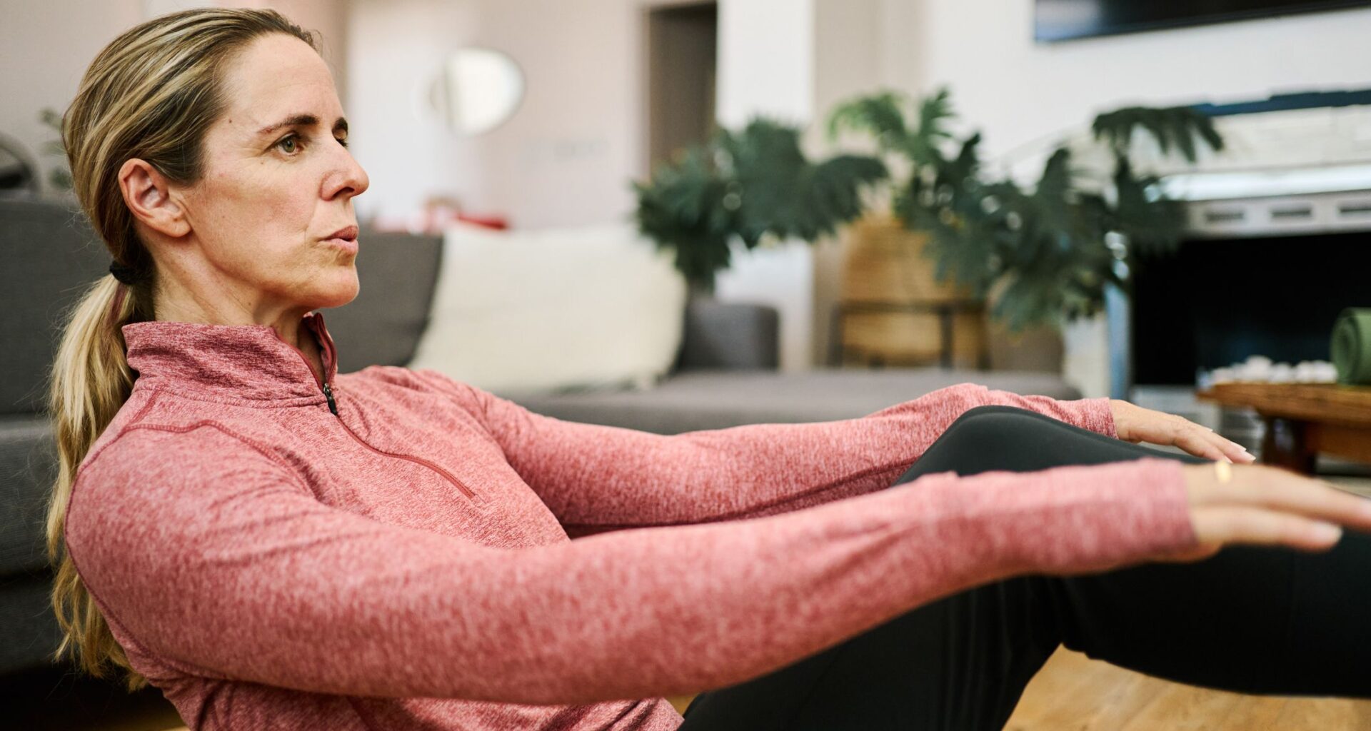 I added these four basic core moves to my training schedule for 30 days—here’s what it did for my running